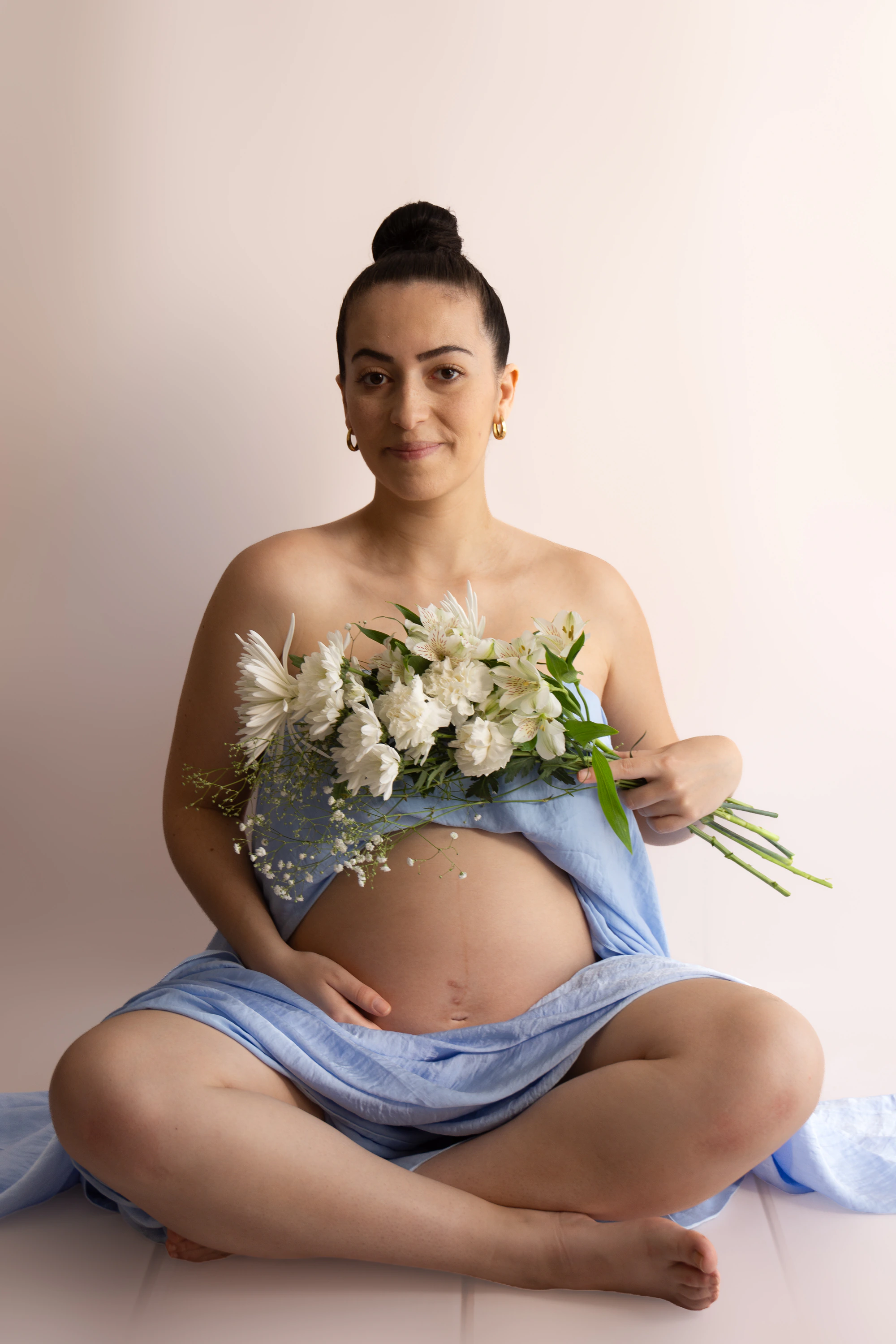 Shooting fleuri grossesse, séance photo grossesse à Toulouse
